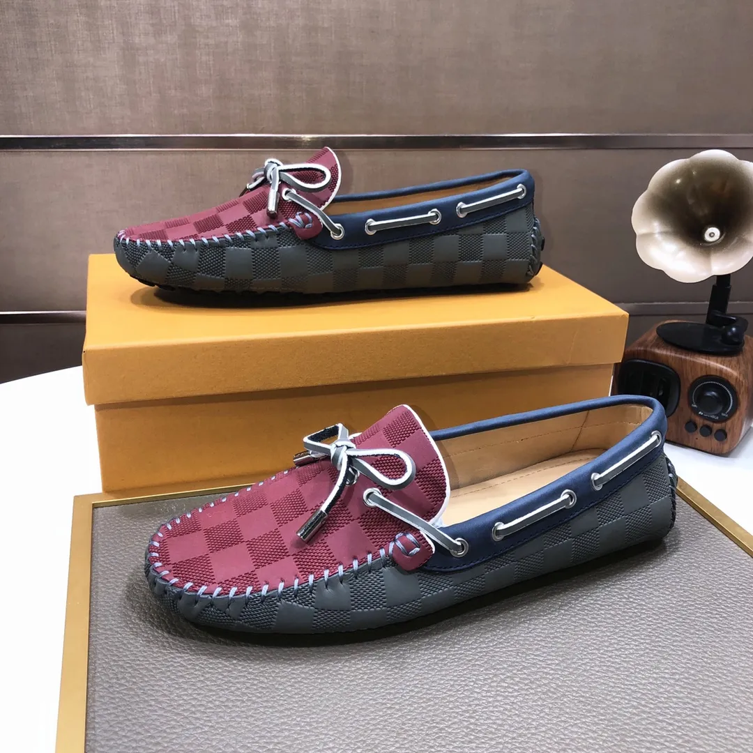 Men's men's shoes 💰420💰 [LV Doudou shoes] (water-dyed cowhide lining) new model is on the market, available on the official website. The new Doudou shoes are processed into single-color materials, and the uppers are made of imported cowhide material. The body of the shoe is fully hemmed with mark thread, and is lined with imported original cowhide leather. The elegant shoe shape is super suitable for all-matching, and the size is 38-44.